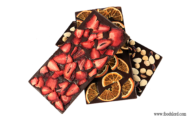 FOOD-LORD.com---valentine-gift---dried-fruit-chocolate