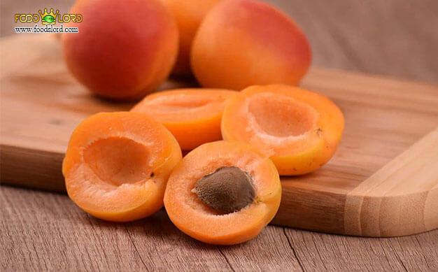 foodslord.com---Dried-apricots---Health-benefits