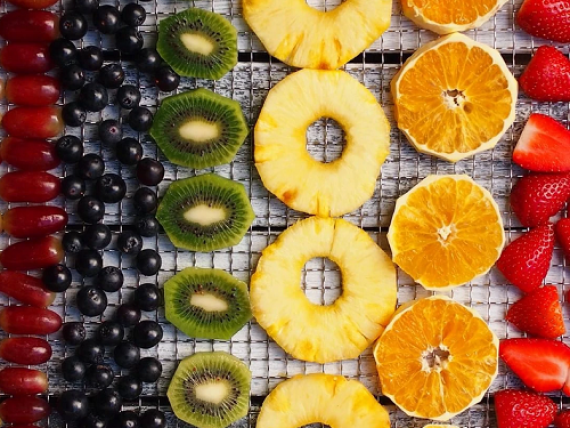 خشک کردن میوه